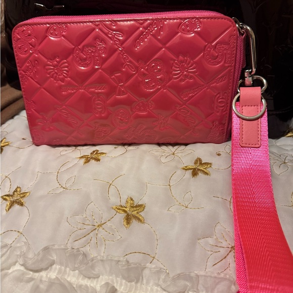 81720 Chanel Pink Patent Lucky Symbols Zip Around Wide Long Wallet/Organizer. - Picture 7 of 7